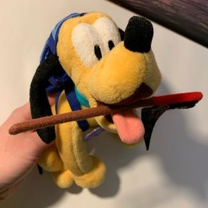 Disneyland Resorts 2004 Pluto Adventure Plush (Pick 3 for $15!)